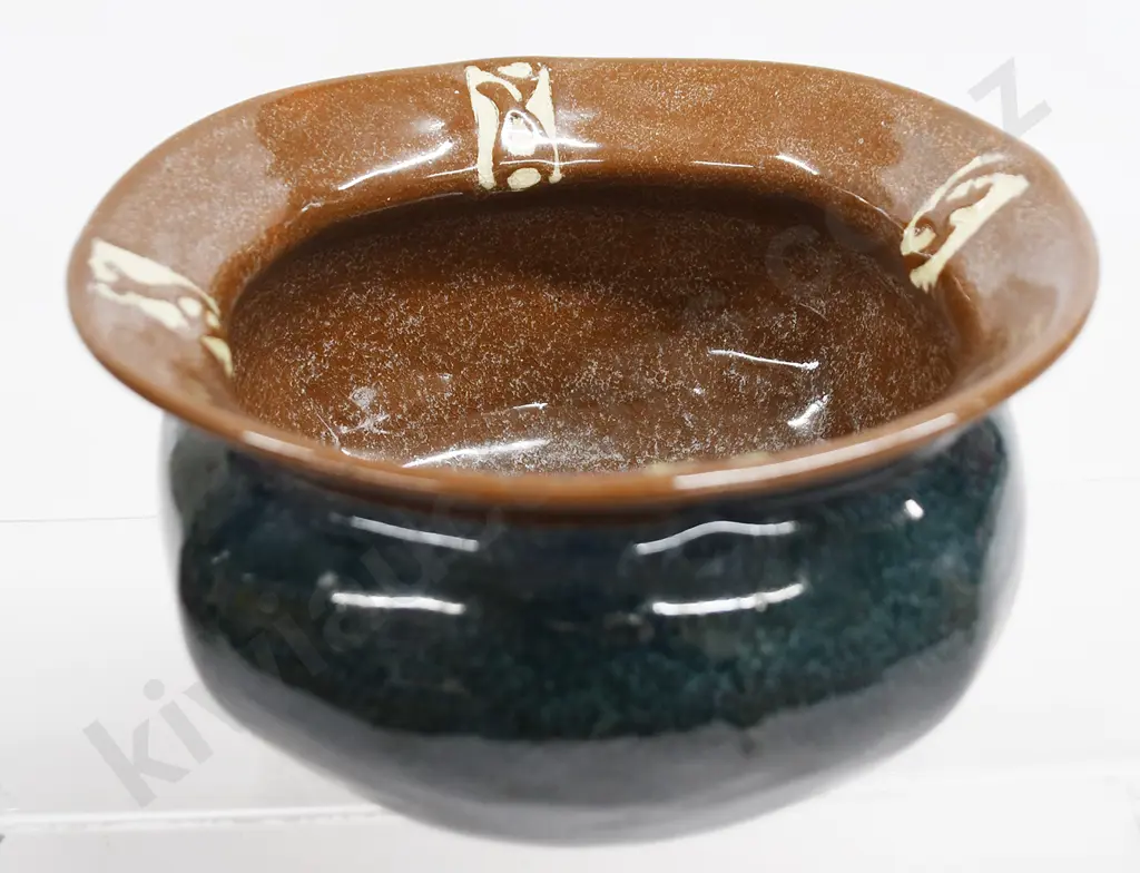 BARRY BRICKELL TERRACOTTA BOWL Image 1++