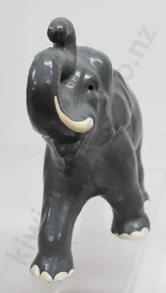 BENHAR LARGE GREY ELEPHANT Image 1++