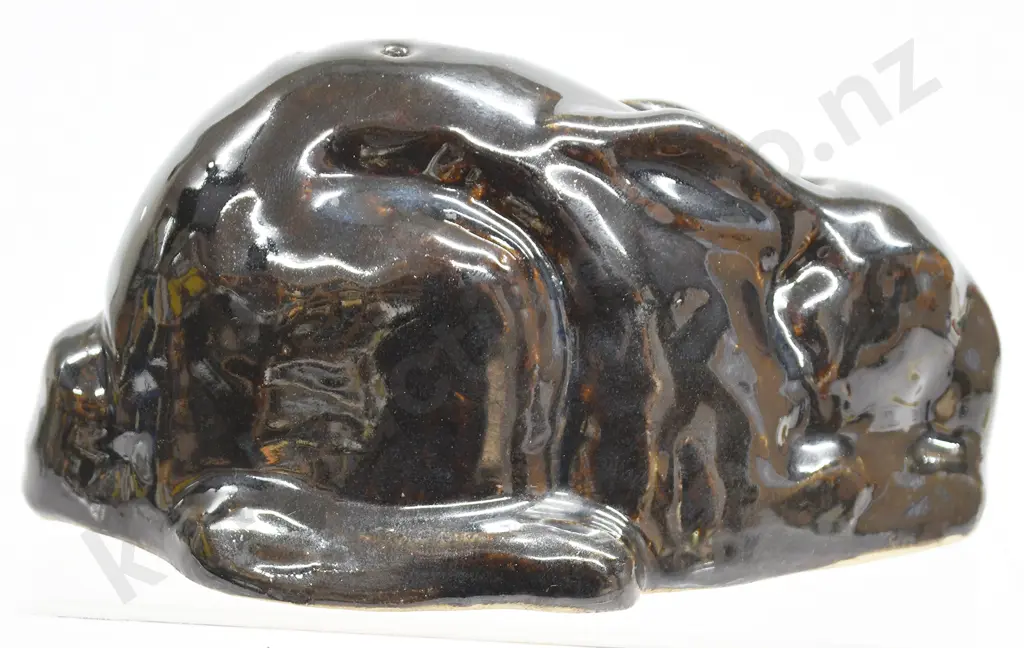 BENHAR RABBIT HAT PIN HOLDER Image 1++