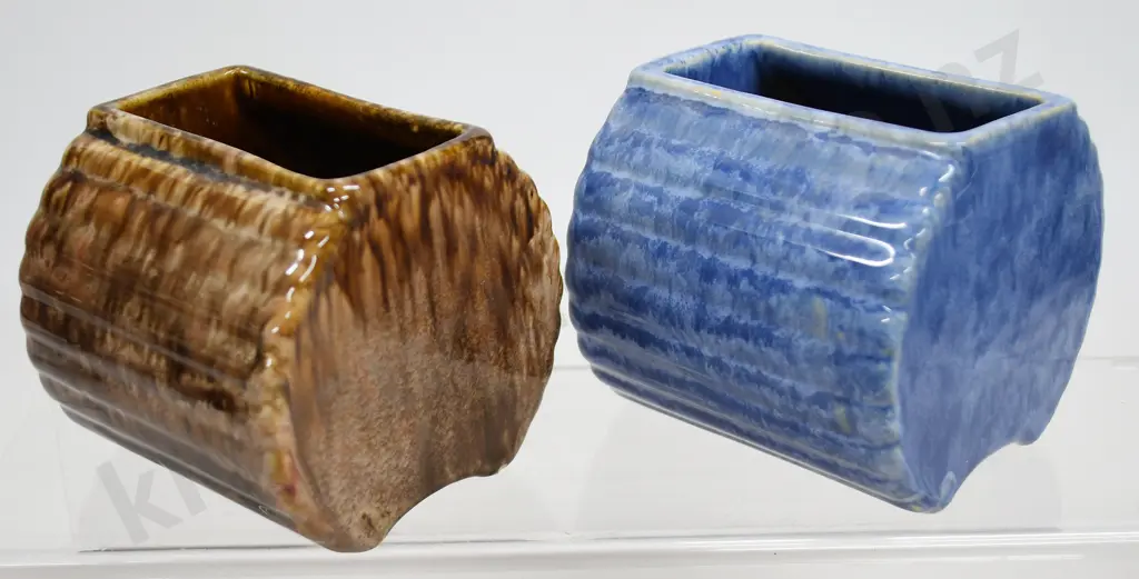 CROWN LYNN AMBRICO SMALL BARREL TROUGH VASES Image 1++