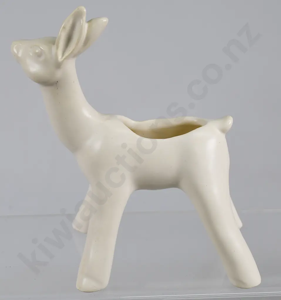 CROWN LYNN DEER VASE NUMBER 212 Image 1++