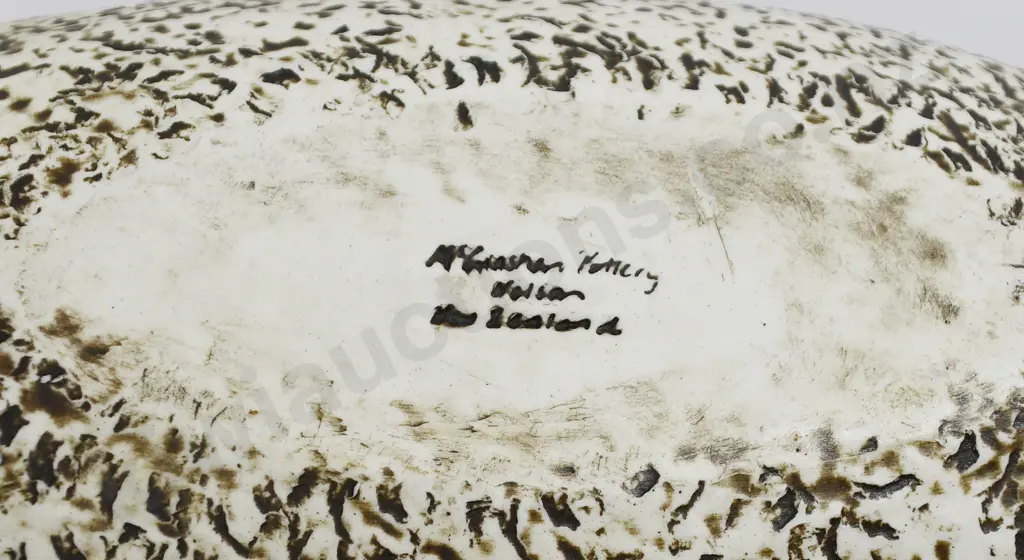 McGLASHEN POTTERY WAKA IN BOX Image 1++