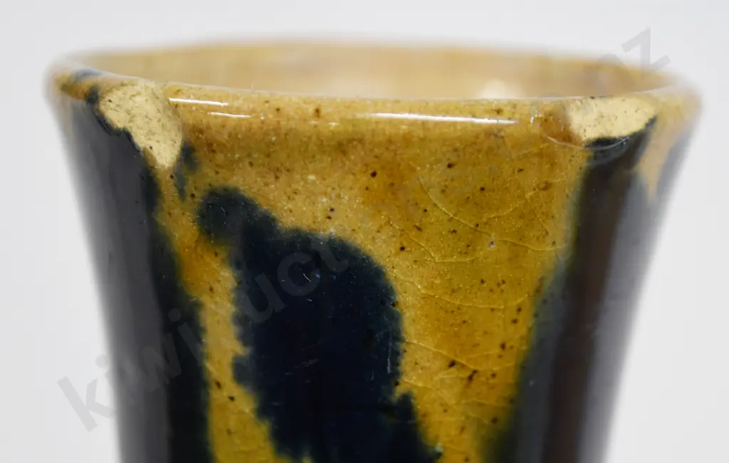 BRIAR GARDNER, CHRISTCHURCH BRICK POTTERY Image 1++