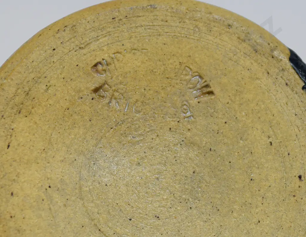 BRIAR GARDNER, CHRISTCHURCH BRICK POTTERY Image 1++