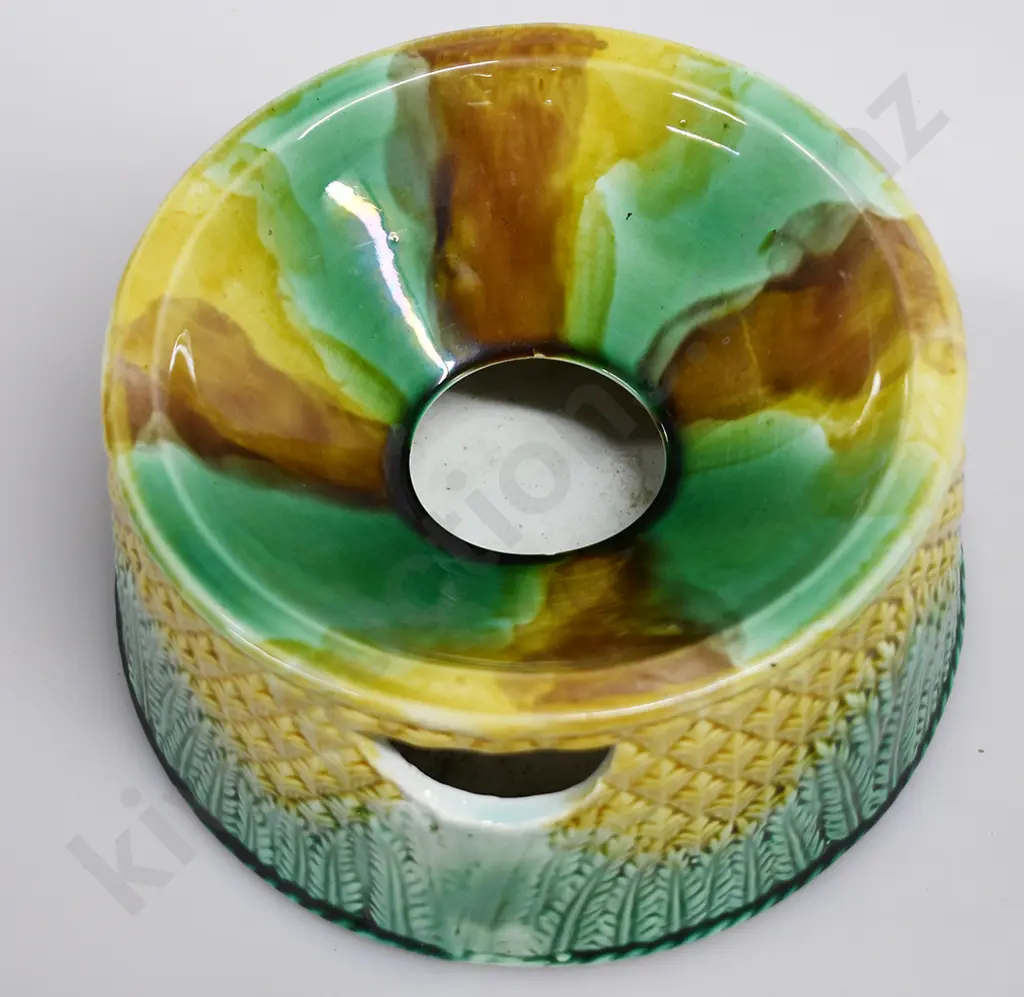 COLONIAL POTTERY SPITTOON Image 1++