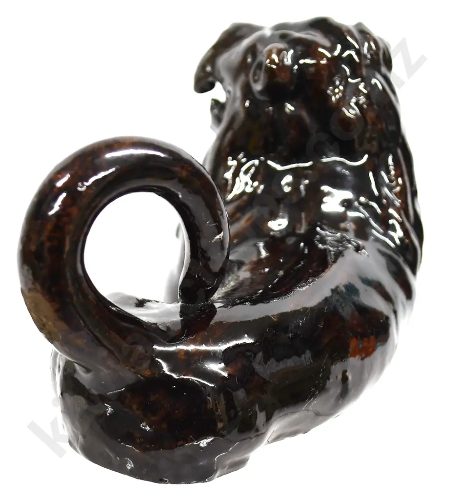 COLONIAL POTTERY SITTING LION Image 1++