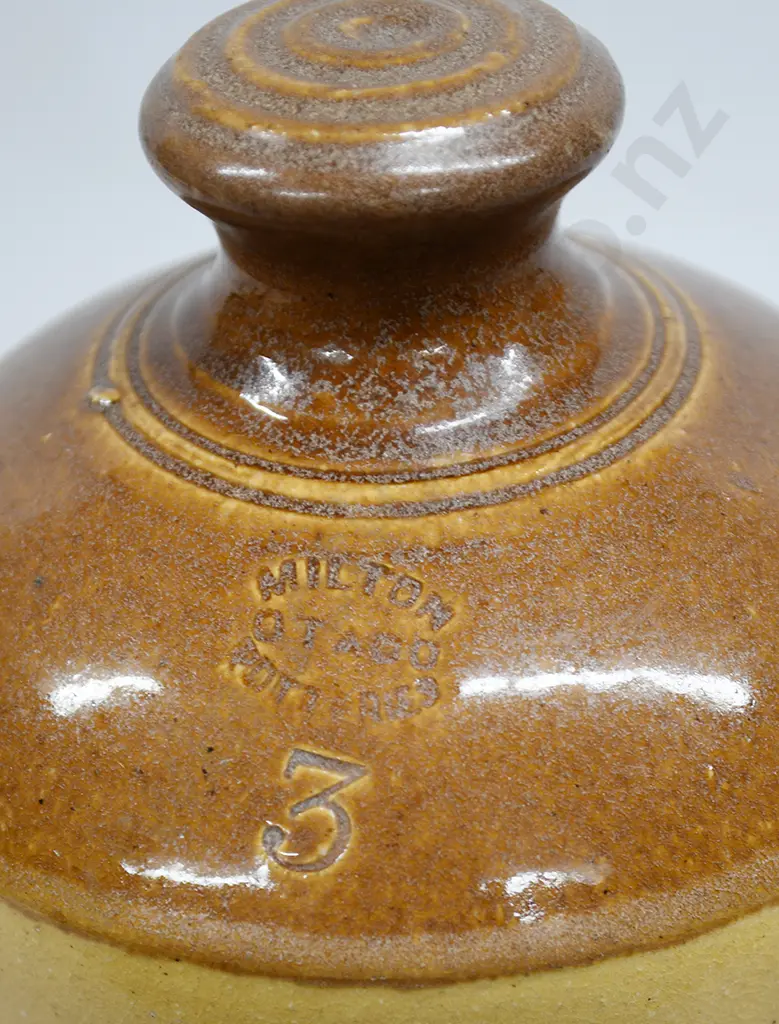 MILTON OTAGO POTTERIES EARLY HOT WATER BOTTLE Image 1++
