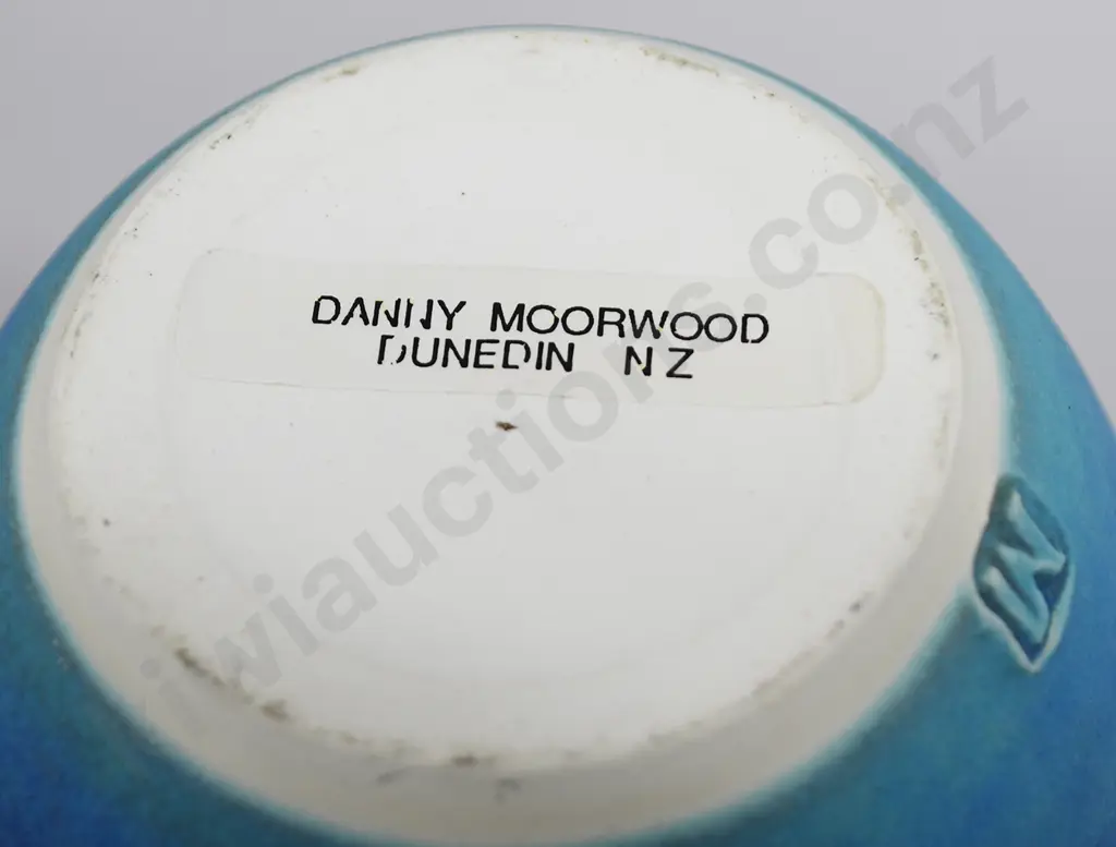 DANNY MOORWOOD DUNEDIN VASES Image 1++
