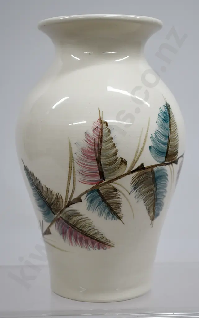 CROWN LYNN DANIEL STEENSTRA VASE Image 1++