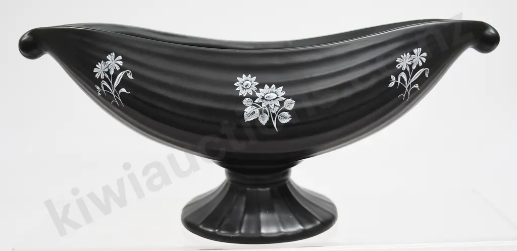 CROWN LYNN BLACK BAMBOO BOAT VASE NUMBER 615 Image 1++
