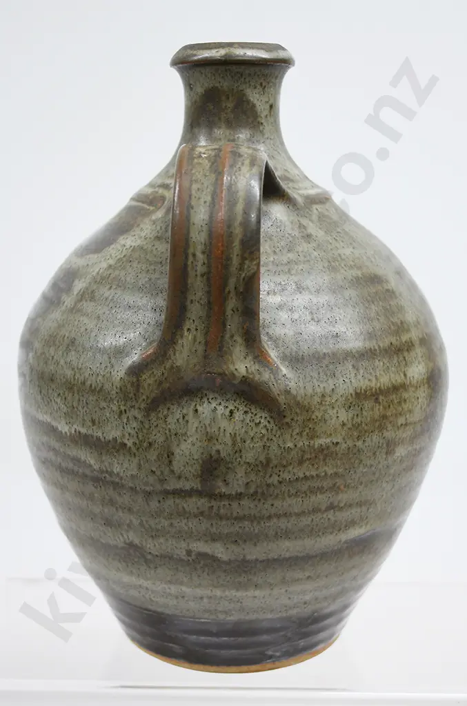 ESTELLE MARTIN BOTTLE JUG Image 1++