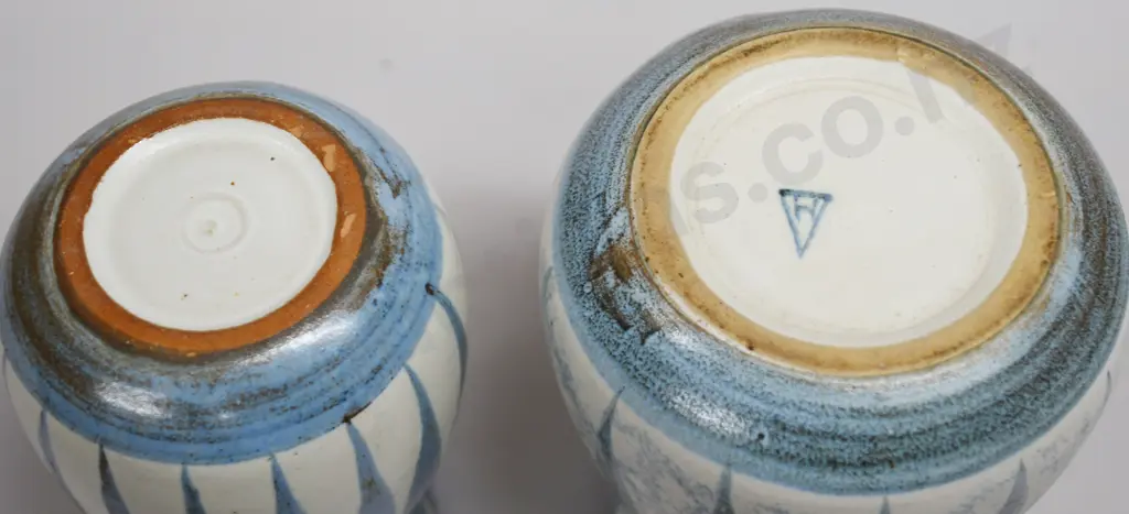 HANMER POTTERY JUGS Image 1++