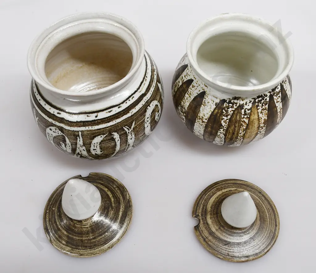 HANMER POTTERY LIDDED POTS Image 1++