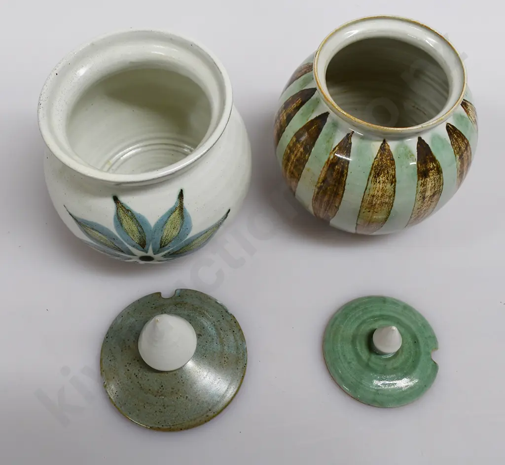 HANMER POTTERY LIDDED POTS Image 1++