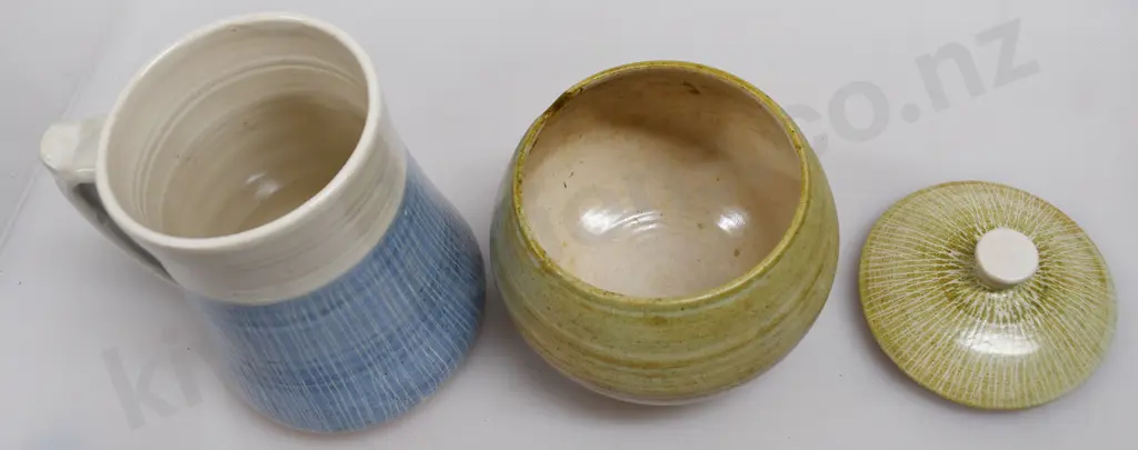 HANMER POTTERY MIXTURE Image 1++