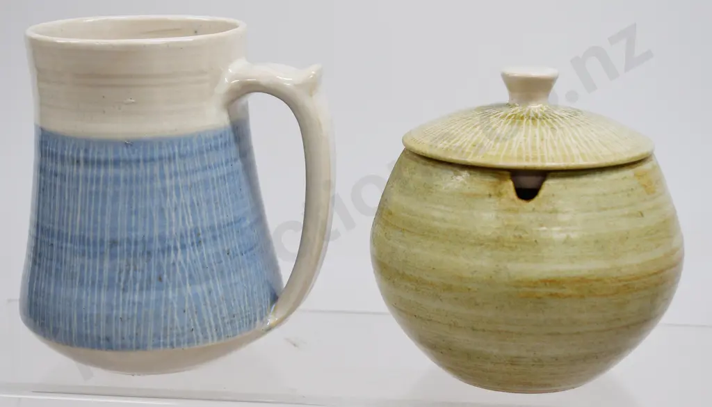 HANMER POTTERY MIXTURE Image 1++