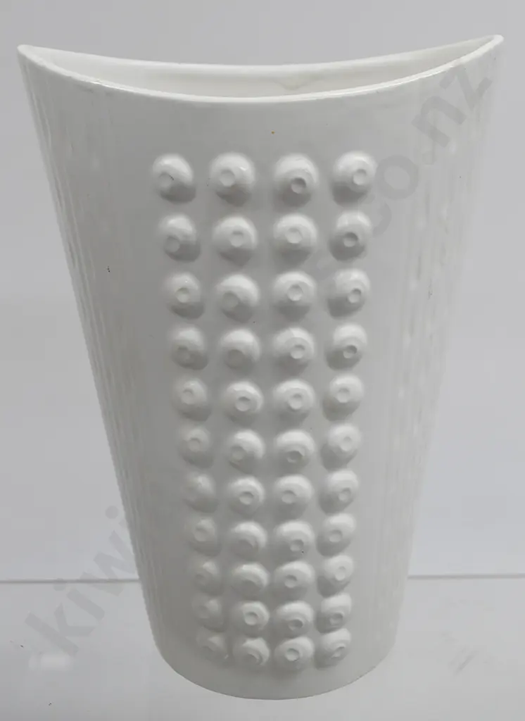 CROWN LYNN EYEBALLS VASE NUMBER 658 Image 1++