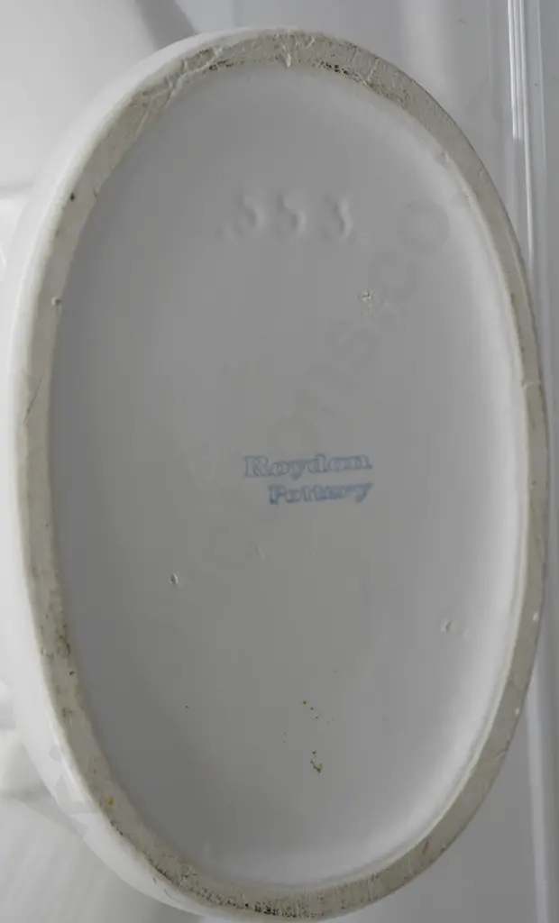 CROWN LYNN FLOWER STRIPE MANTLE VASE NUMBER 553 Image 1++