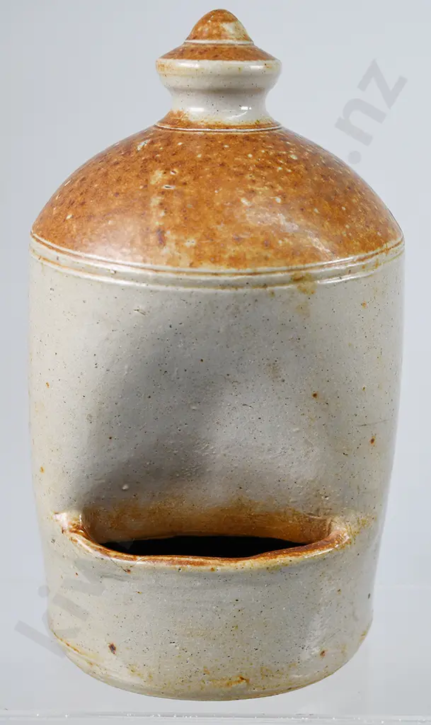 LAMBERT POTTERY DUNEDIN FEEDER Image 1++