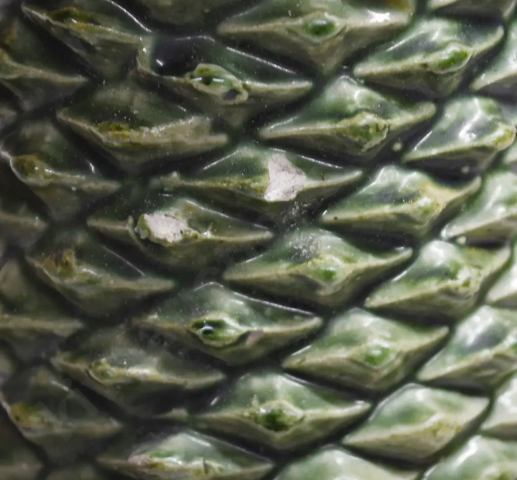 LUKE ADAMS PINECONE HANGING PLANTER Image 1++