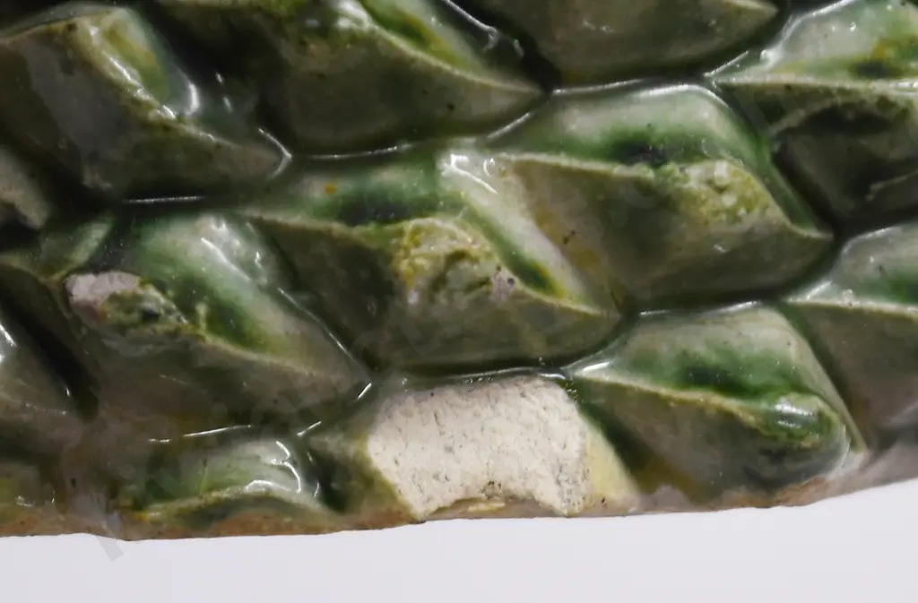 LUKE ADAMS PINECONE HANGING PLANTER Image 1++