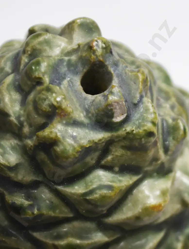 LUKE ADAMS PINECONE HANGING PLANTER Image 1++