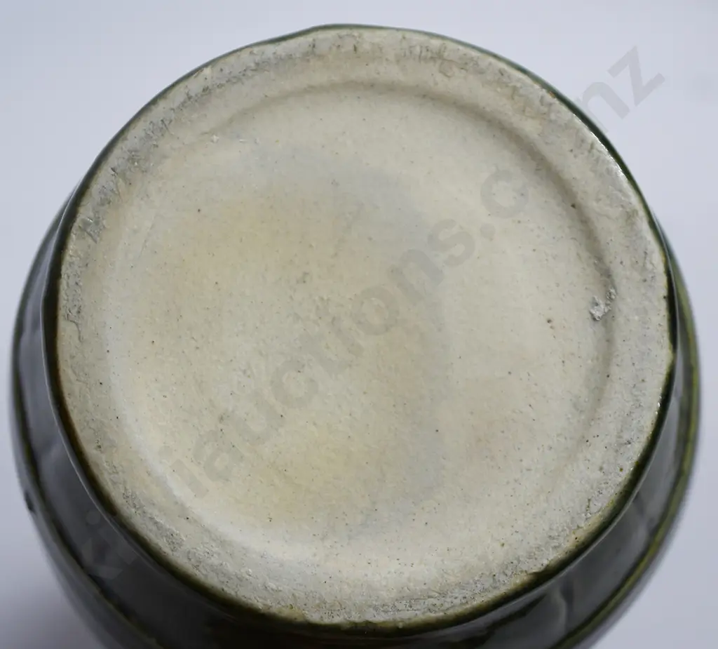 LUKE ADAMS ACORN JUG Image 1++