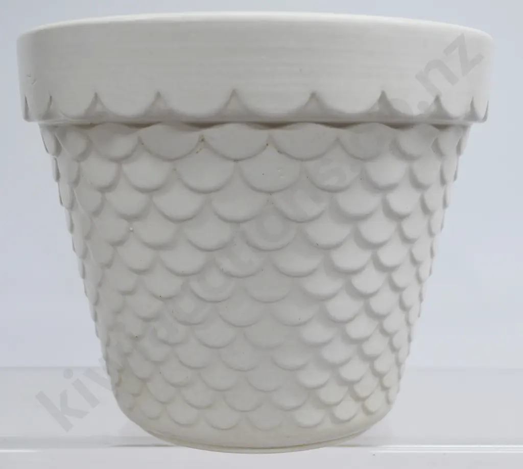 CROWN LYNN FISH SCALE FLOWER POT Image 1++