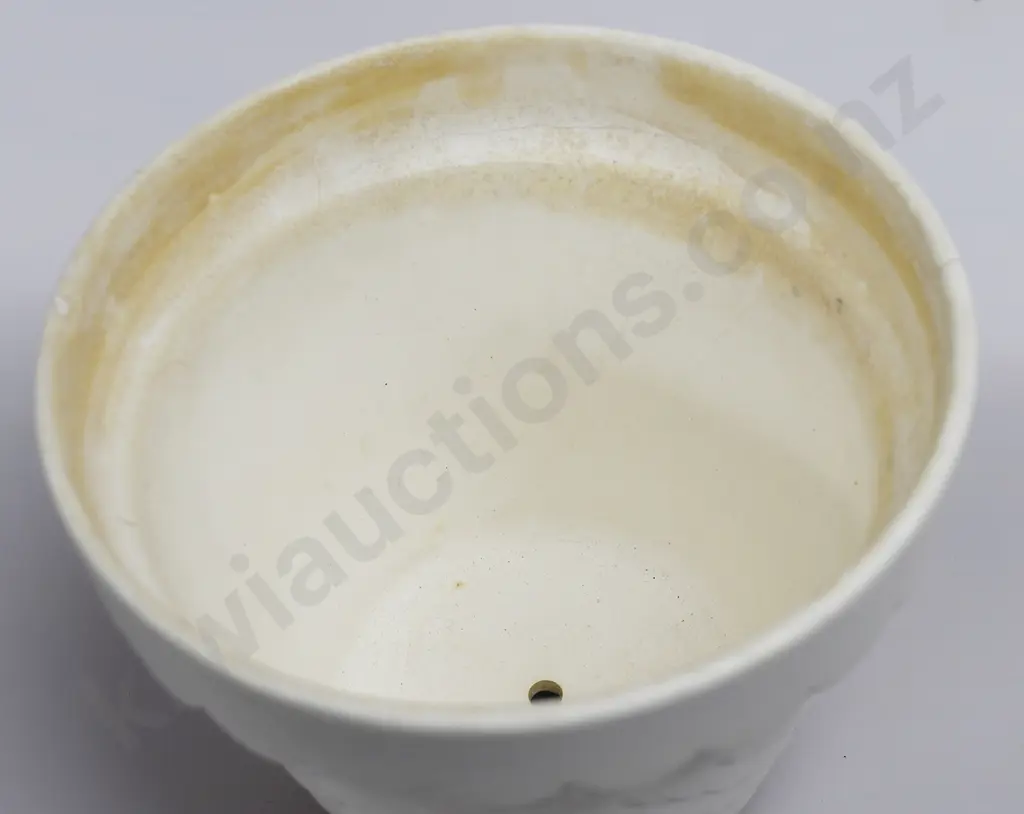 CROWN LYNN FISH SCALE FLOWER POT Image 1++