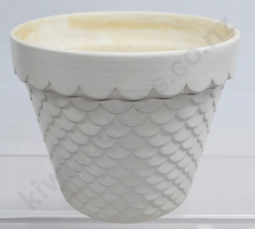 CROWN LYNN FISH SCALE FLOWER POT Image 1++