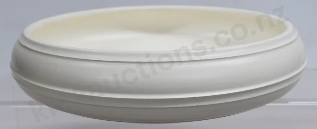 CROWN LYNN HAND POTTED FLOAT BOWL Image 1++