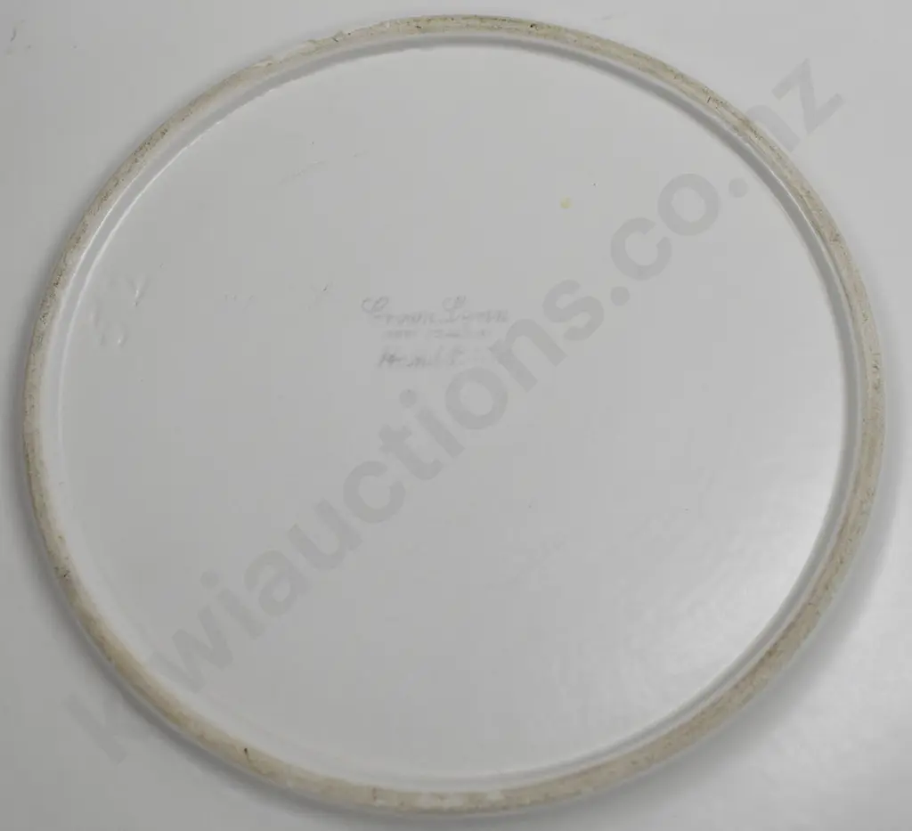 CROWN LYNN HAND POTTED FLOAT BOWL Image 1++