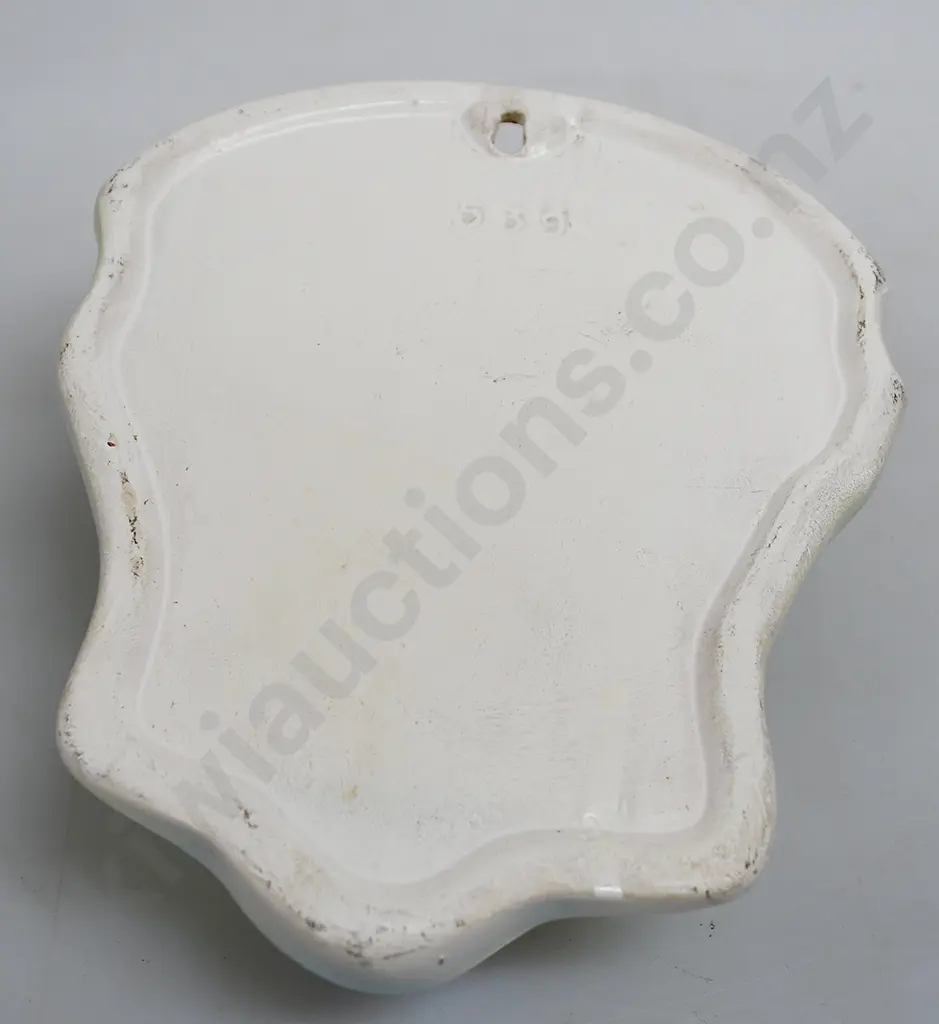 CROWN LYNN LONG SCALLOPED WALL POCKET VASE Image 1++