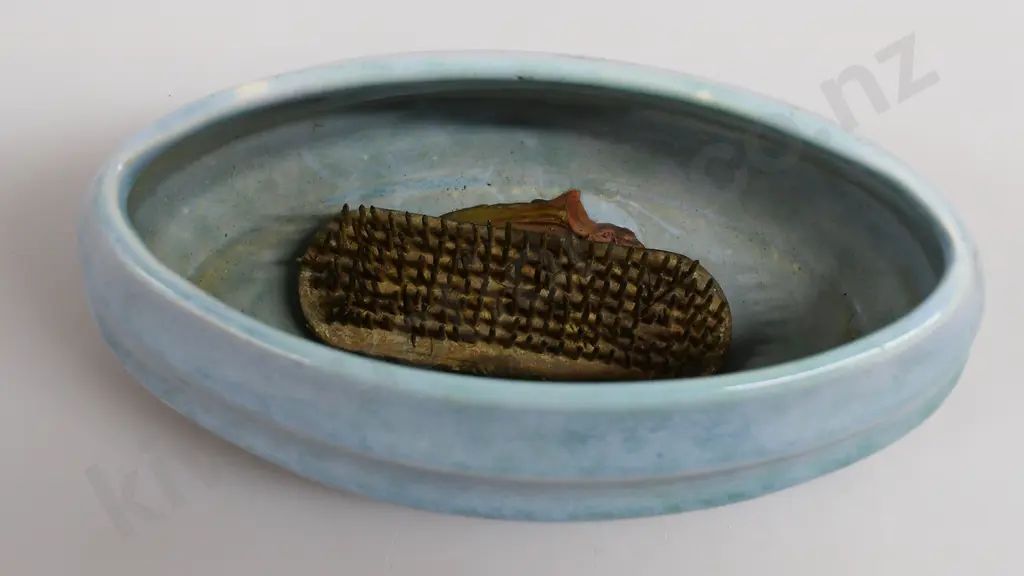 CROWN LYNN LARGE VASES NUMBERS 74 & 77 Image 1++