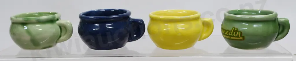 CROWN LYNN MINIATURE POTTIES Image 1++