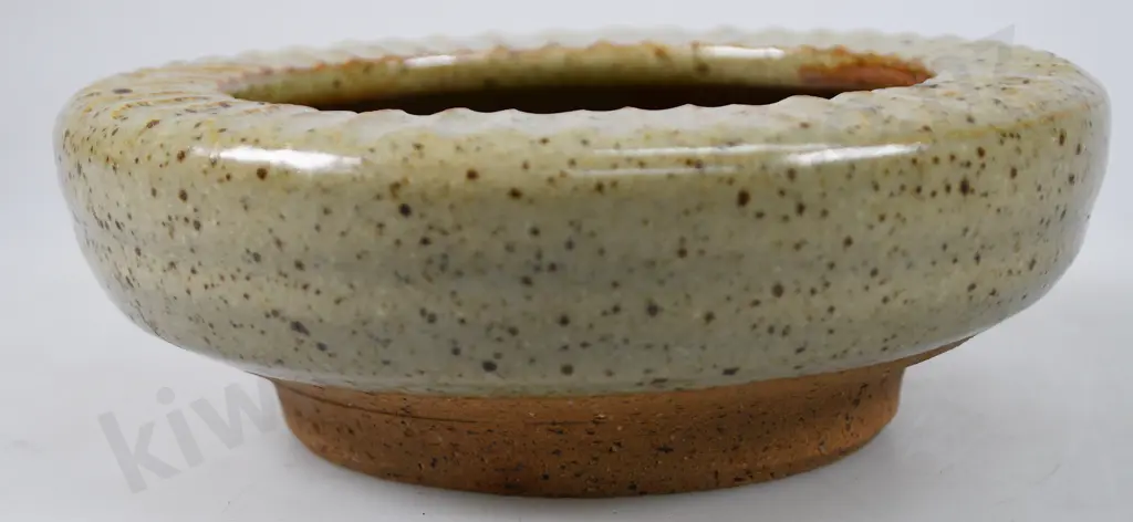 MIREK SMISEK FOOTED BOWL Image 1++