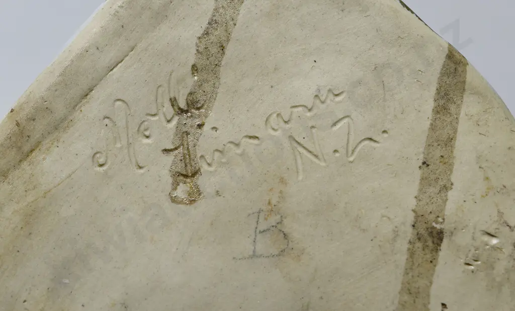 MOLLE’ POTTERY LIZARD TROUGH POSY VASE Image 1++