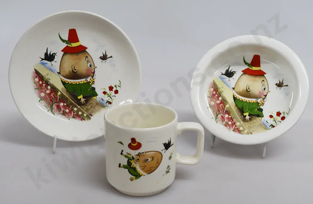 CROWN LYNN NURSERY TALES CROCKERY Image 1++