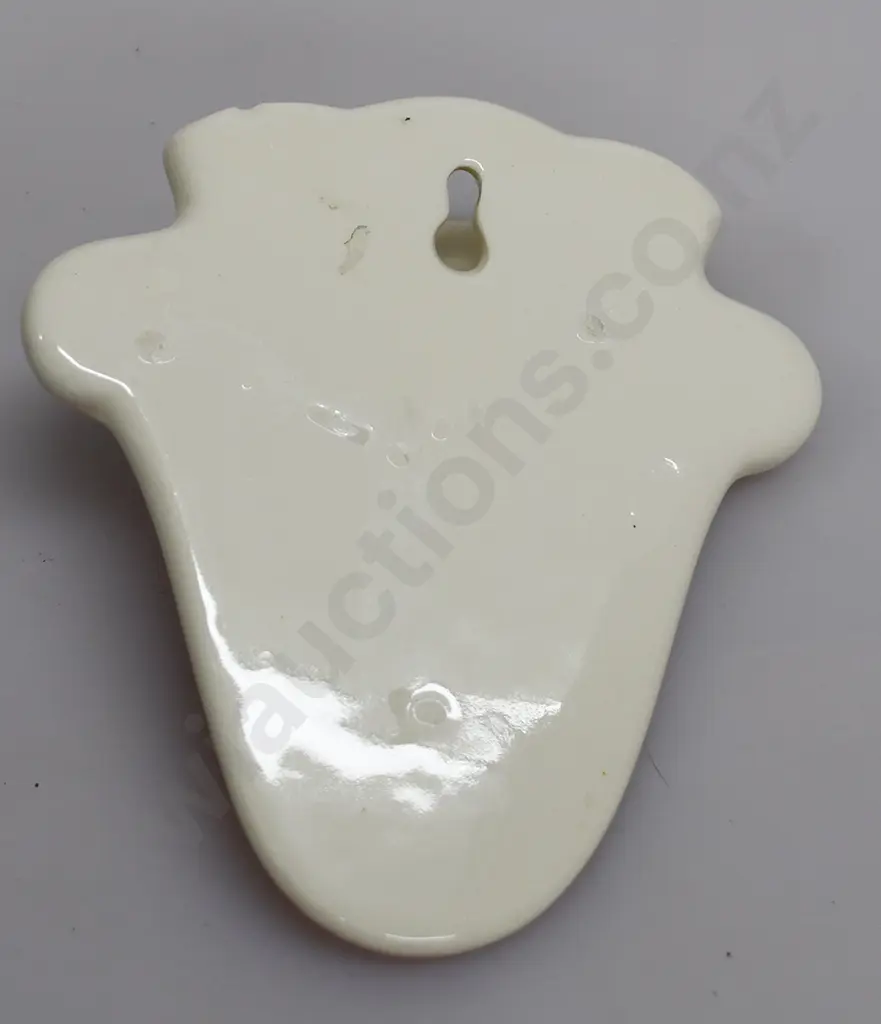 CROWN LYNN PINK WALL POCKET NUMBER 465 Image 1++