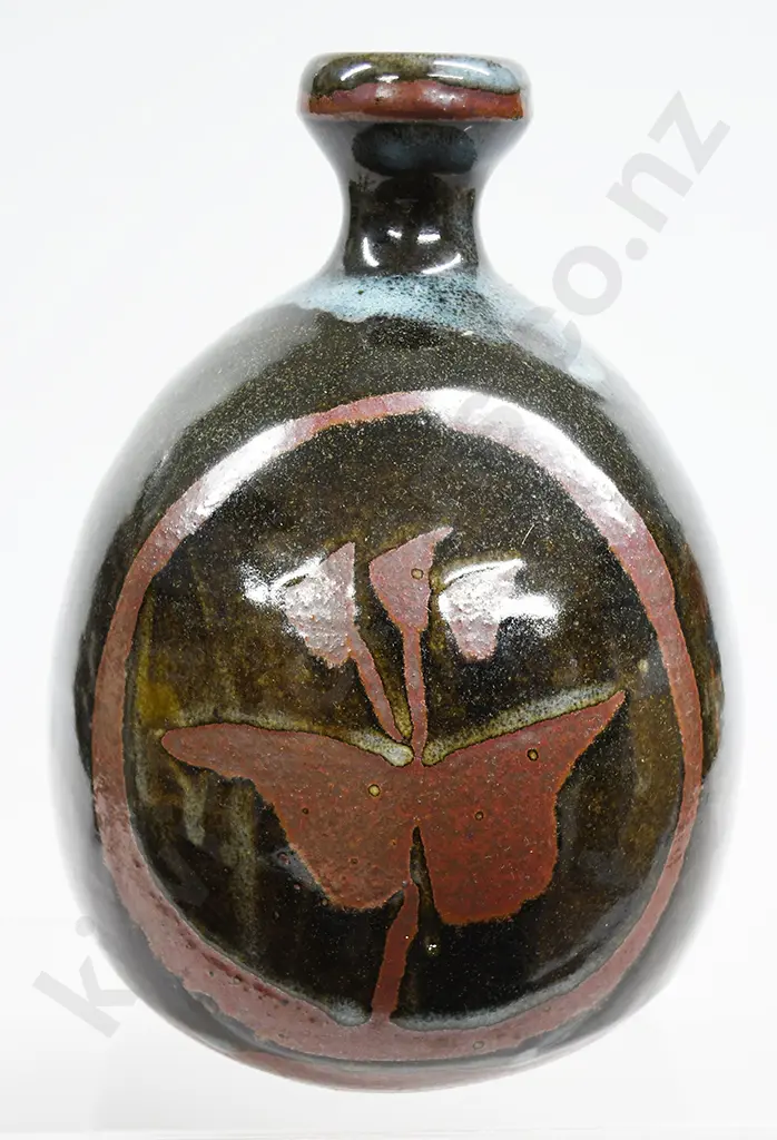 NEIL GRANT STUDIO POTTERY VASE Image 1++