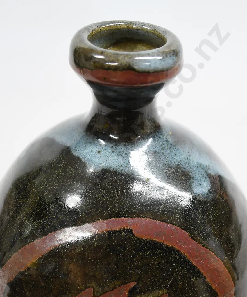 NEIL GRANT STUDIO POTTERY VASE Image 1++