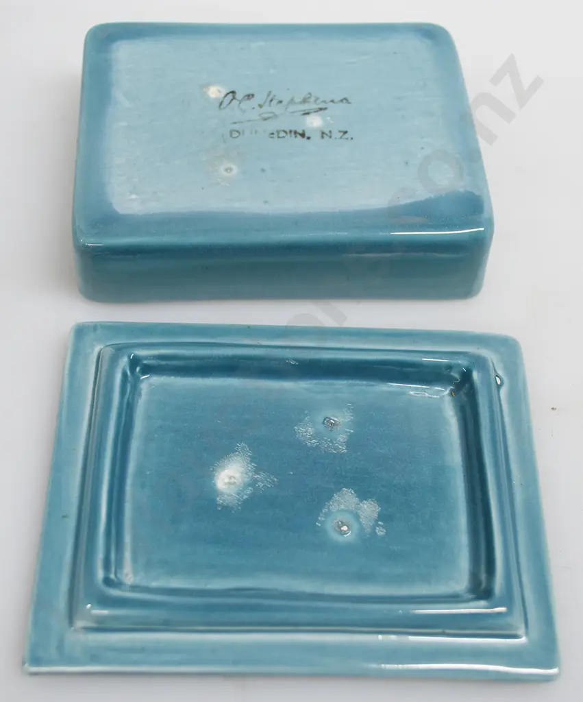 O C STEPHENS LIDDED TRINKET BOX Image 1++