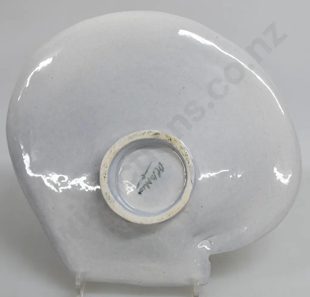 OC STEPHENS DUNEDIN OYSTER SHELL DISH Image 1++