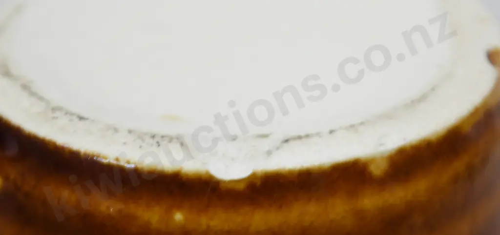 CROWN LYNN BROWN MINI VASES NUMBERS 102, 130, 131 Image 1++