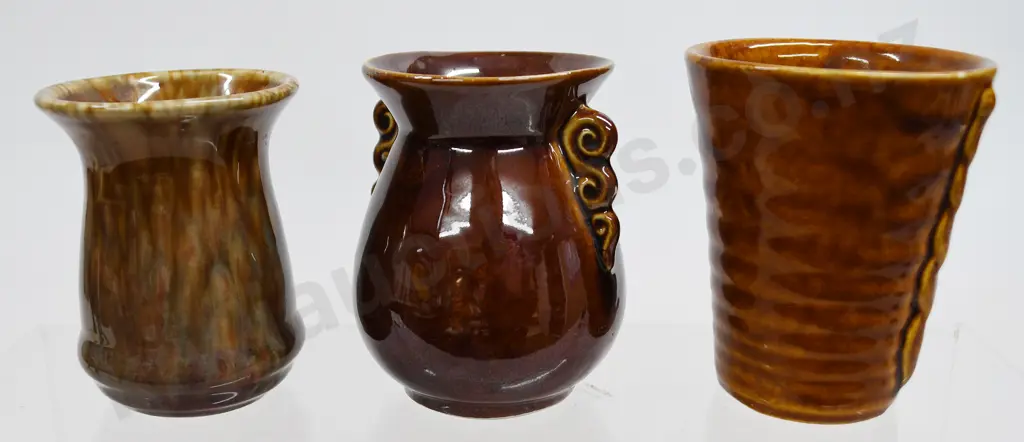 CROWN LYNN BROWN MINI VASES NUMBERS 102, 130, 131 Image 1++