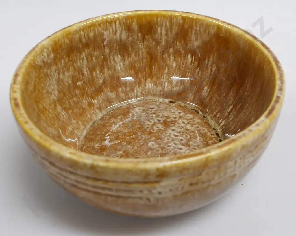 CROWN LYNN LARGE PLAIN BOWL NUMBER 5 Image 1++