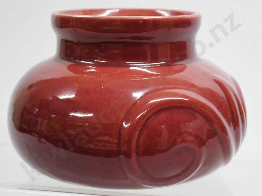 OC STEPHENS DUNEDIN VASE Image 1++