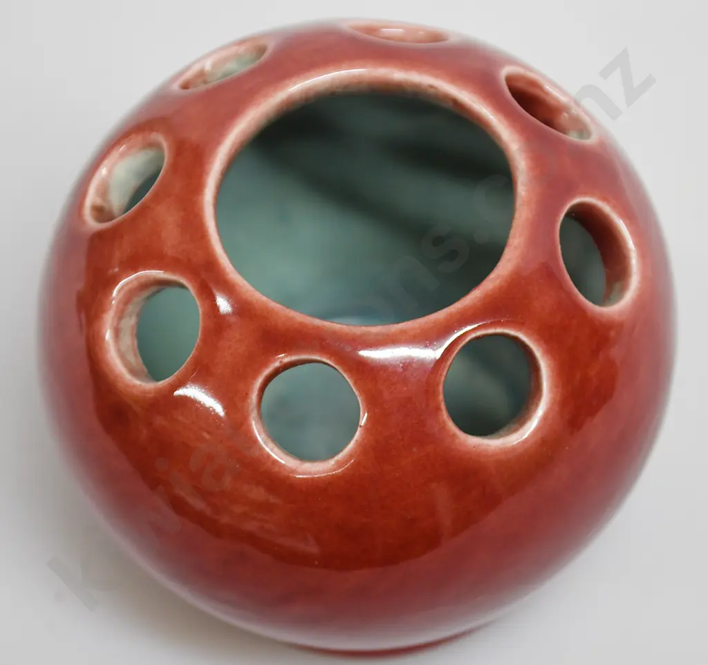 OC STEPHENS DUNEDIN VASES Image 1++