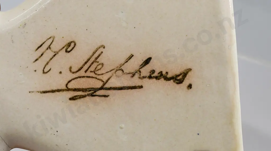 OC STEPHENS DUNEDIN WALL POCKET Image 1++