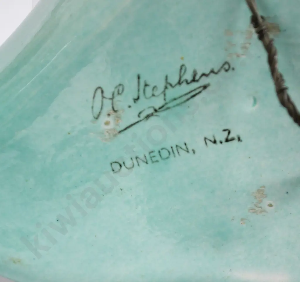 OC STEPHENS DUNEDIN WALL POCKET Image 1++